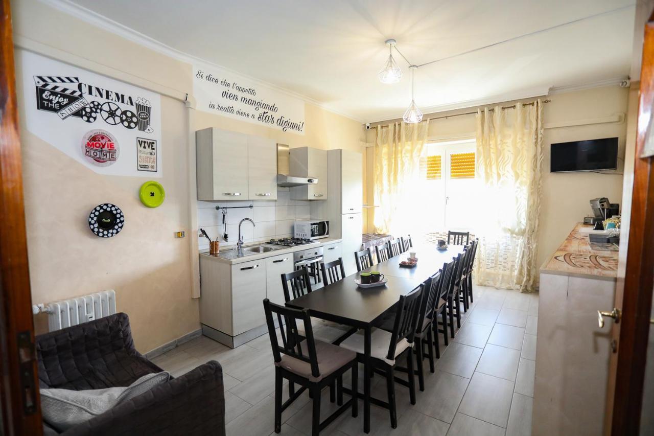 Movie Home Guesthouse Rzym Zewnętrze zdjęcie