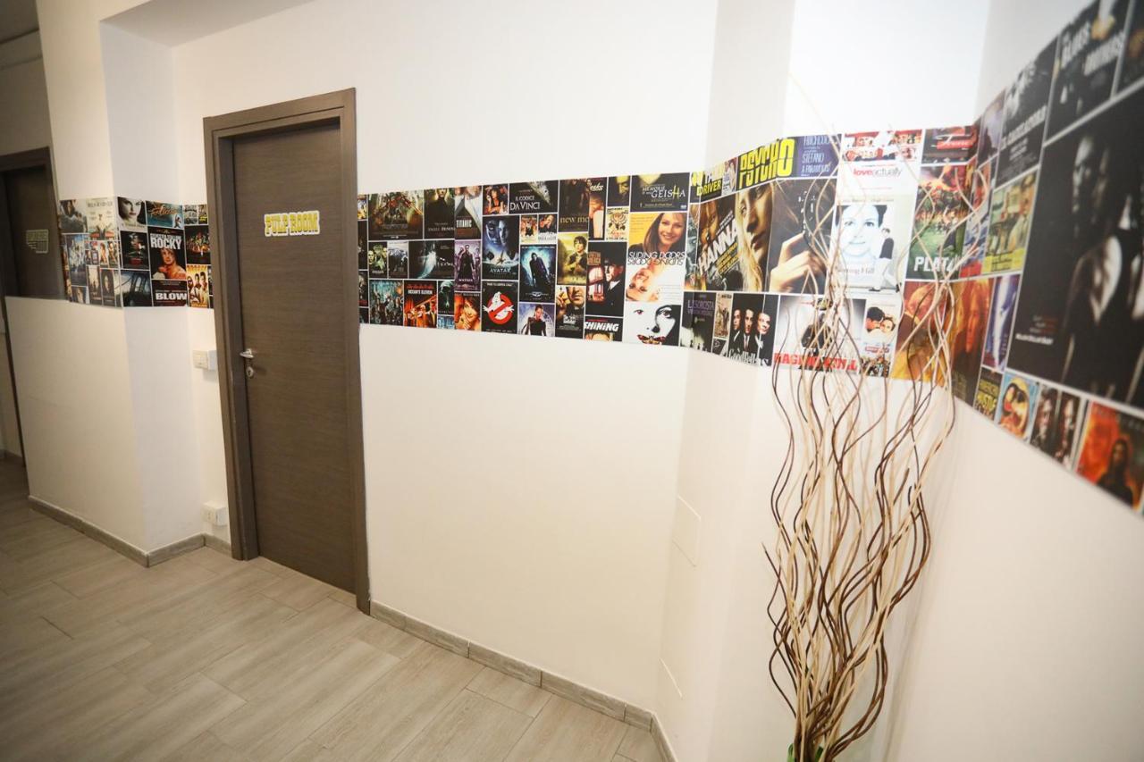 Movie Home Guesthouse Rzym Zewnętrze zdjęcie